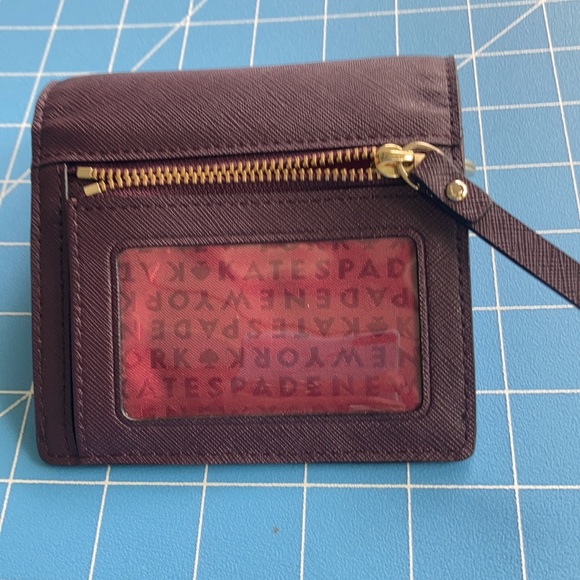 5. Kate Spade ♠️ Deep Plum Key Wallet Mint 🌺 - Picture 8 of 10
